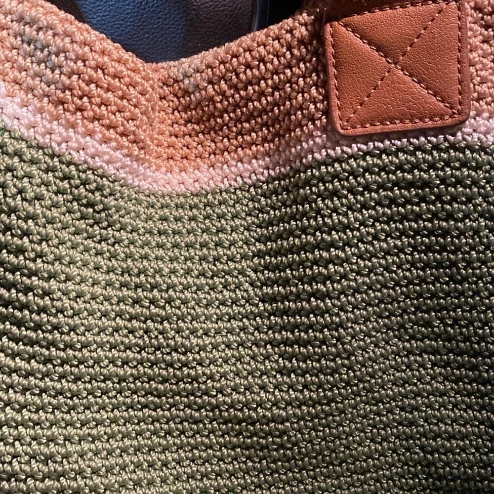 The Sak Shoulder/Tote Bag Green, tan, white Macrame Beach Shopping